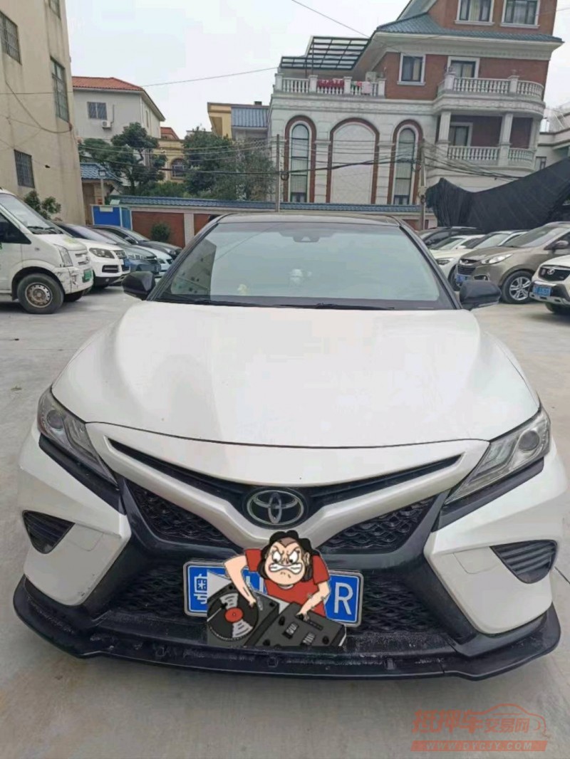 济南19年丰田凯美瑞1