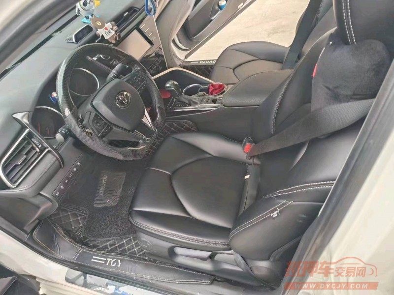 济南19年丰田凯美瑞3