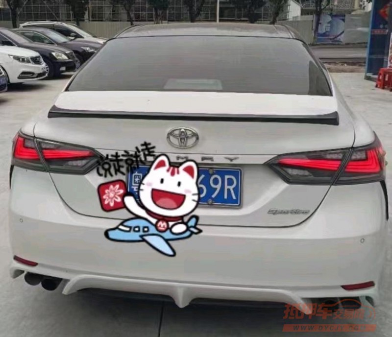 济南19年丰田凯美瑞5