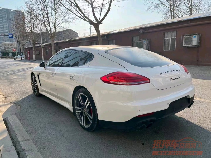 枣庄12年保时捷帕拉梅拉5