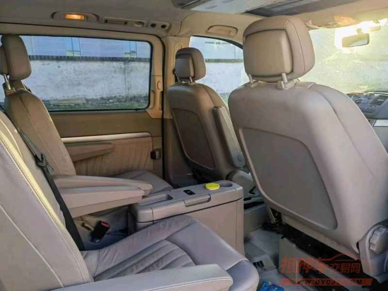 徐州11年奔驰威霆6