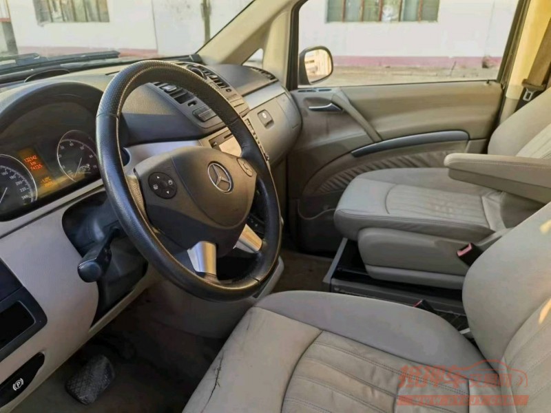 徐州11年奔驰威霆4