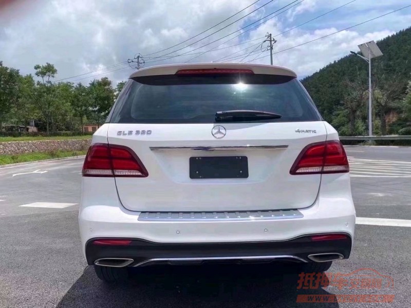 青岛17年奔驰GLE1