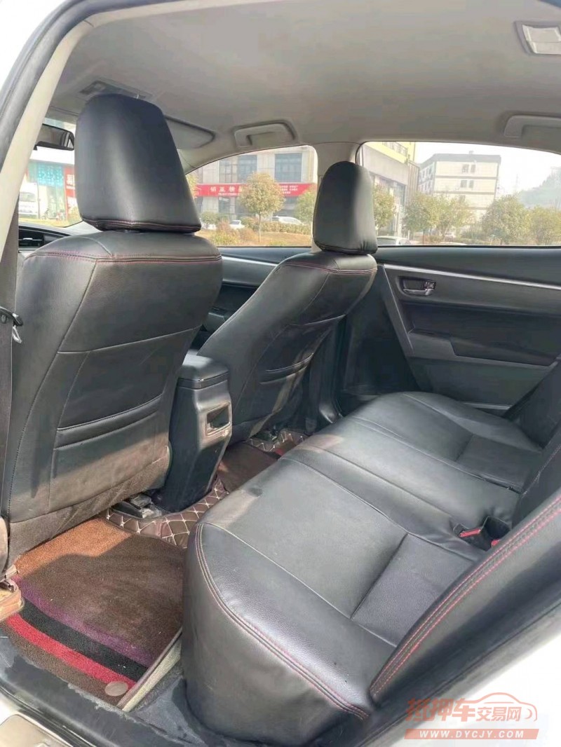 宜昌18年丰田卡罗拉4