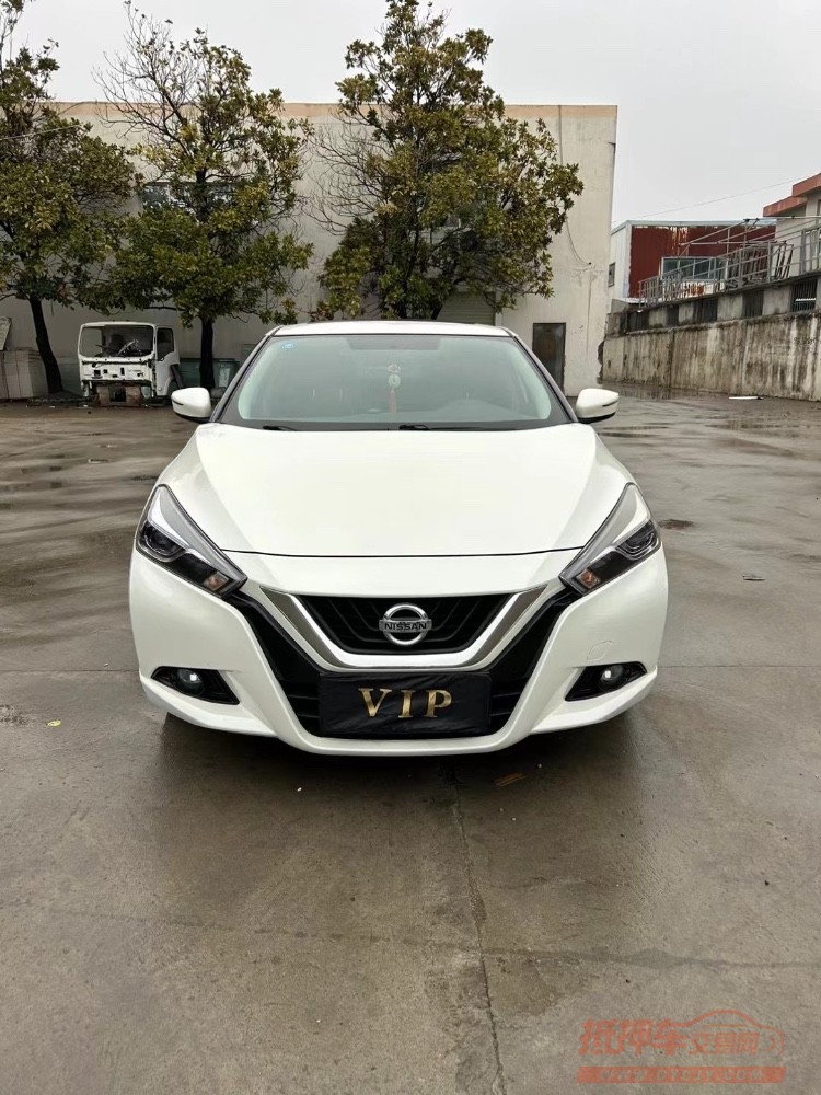 徐州18年日产蓝鸟1