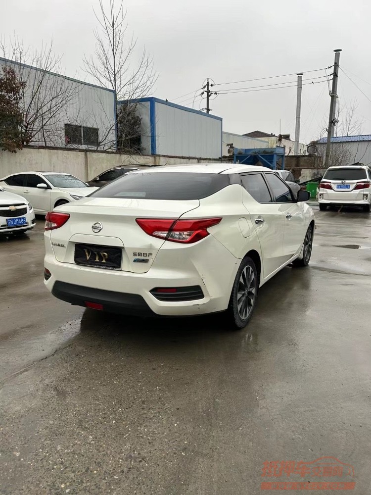 徐州18年日产蓝鸟2