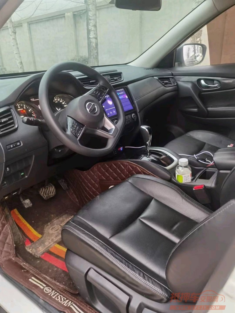 保定18年日产奇骏4