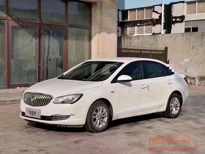 青岛17年别克英朗2