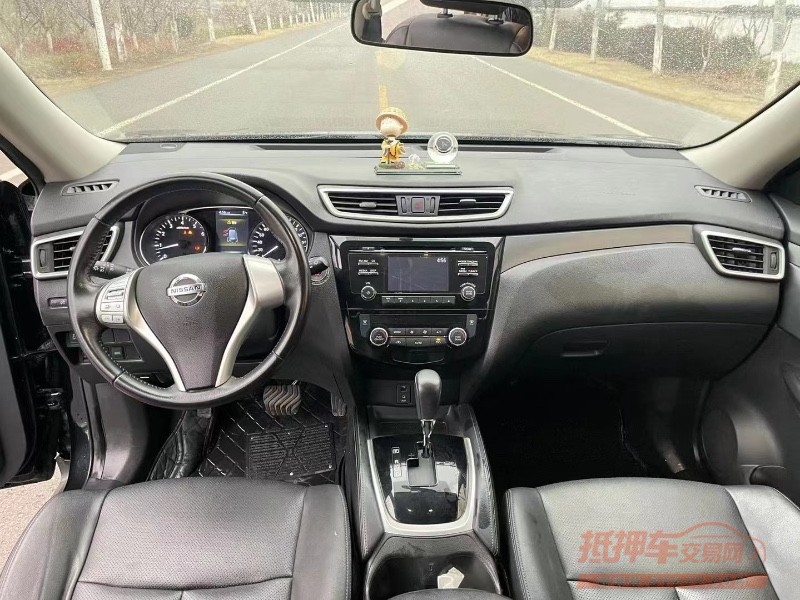 徐州17年日产奇骏8