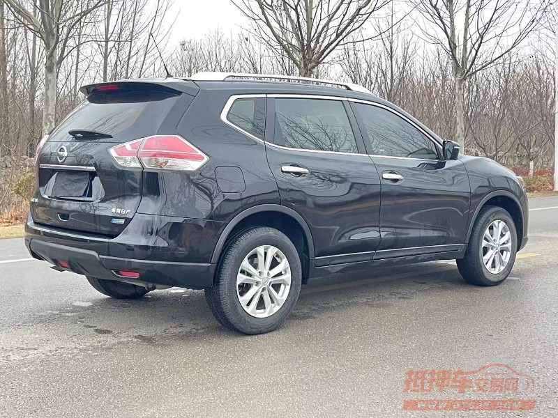 徐州17年日产奇骏9