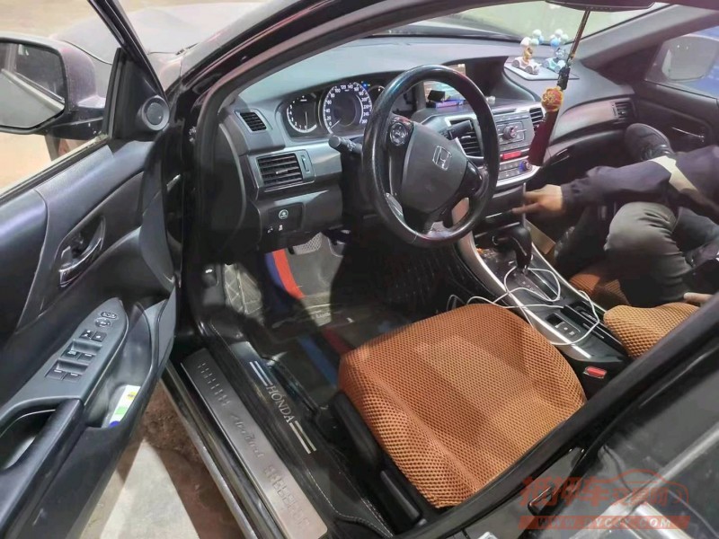 邯郸16年本田雅阁3