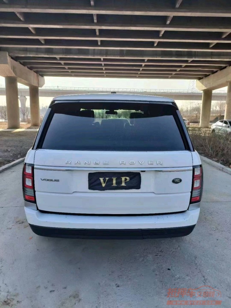 济南14年路虎揽胜行政1