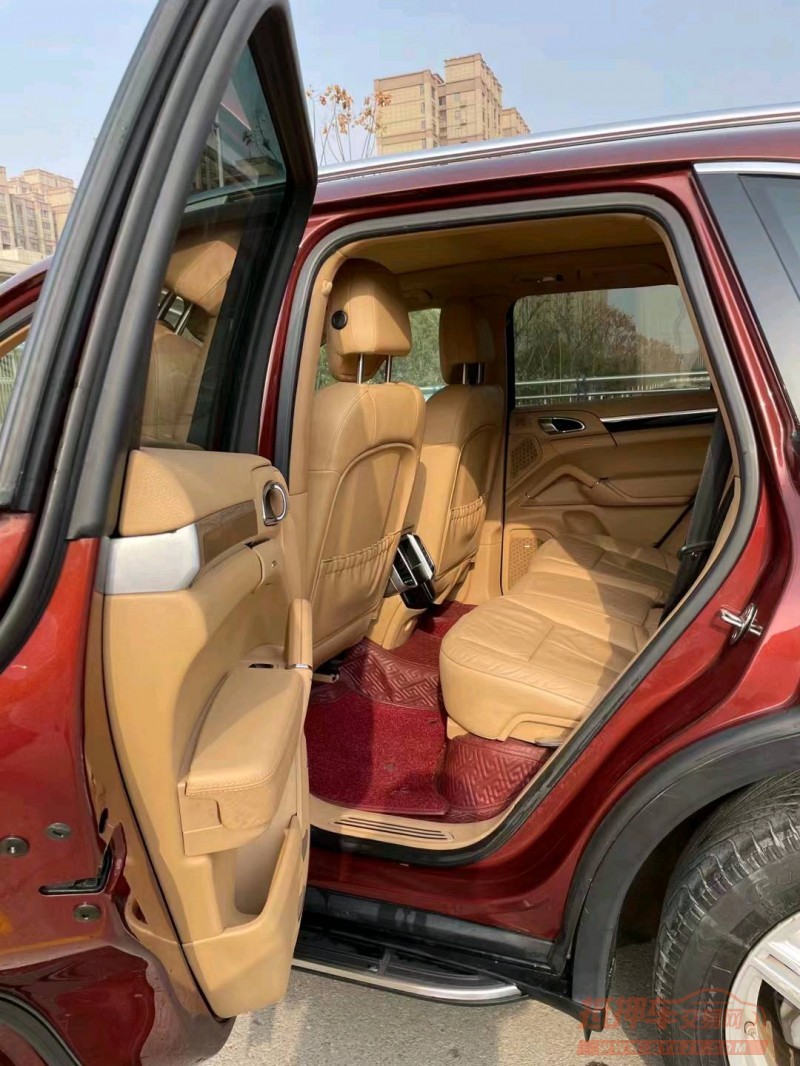 淮南13年保时捷卡宴5