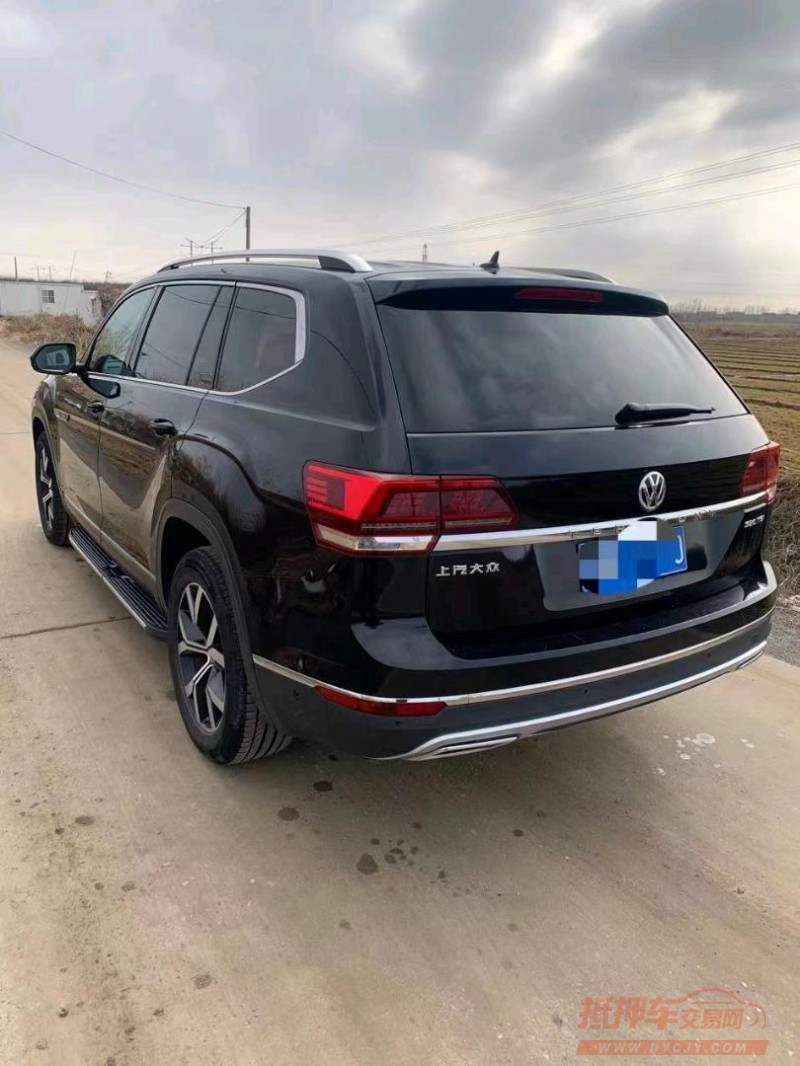 保定17年大众途昂8