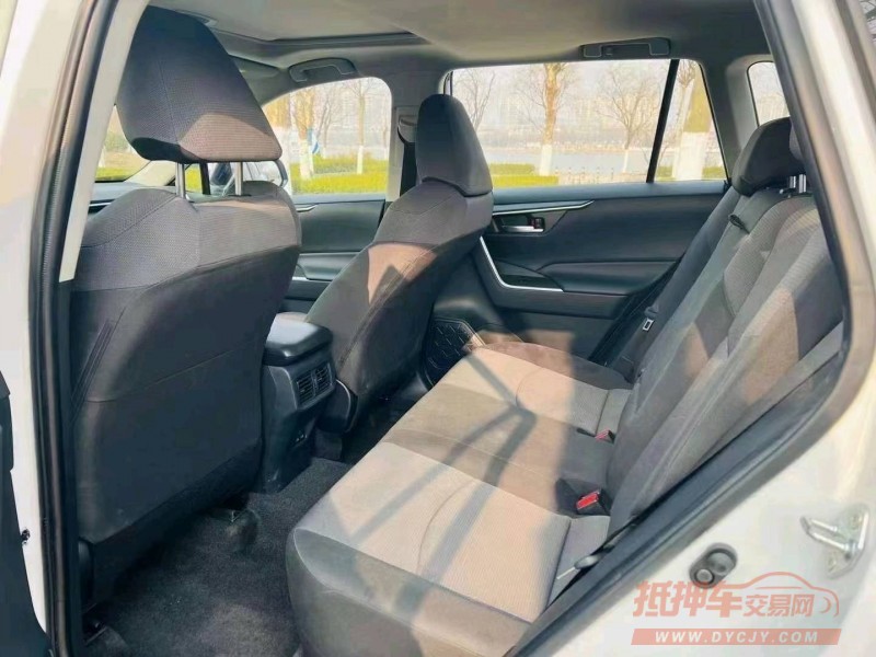 聊城22年丰田RAV4荣放5