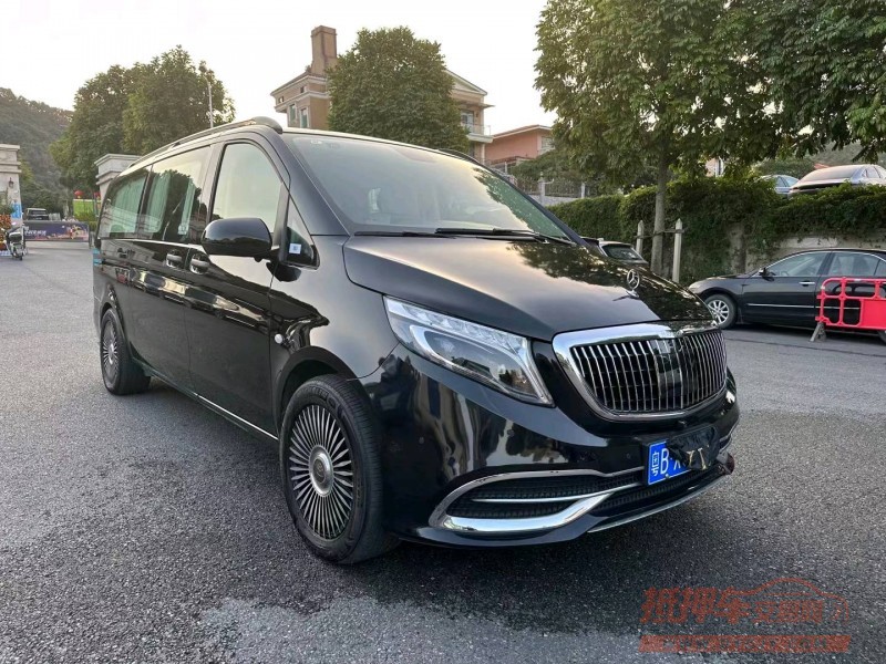 广州22年奔驰威霆3