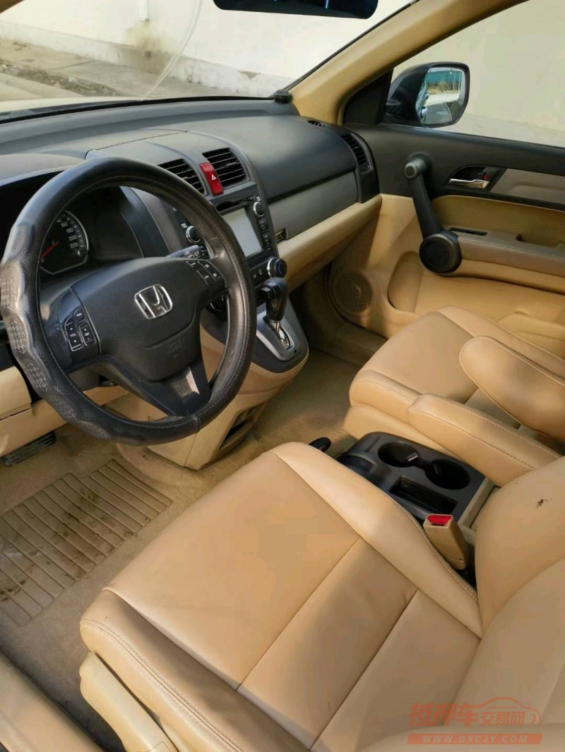 青岛11年本田CRV4