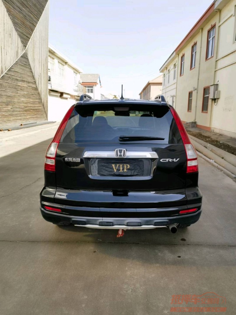 青岛11年本田CRV9