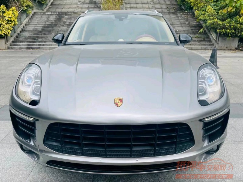 广州17年保时捷Macan1