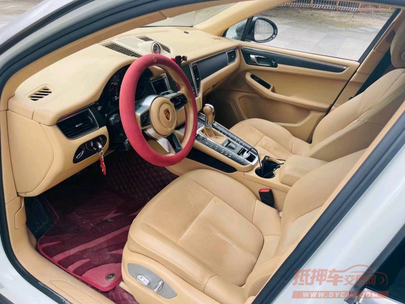 广州17年保时捷Macan3