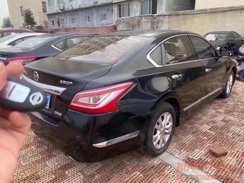 北京14年日产天籁6