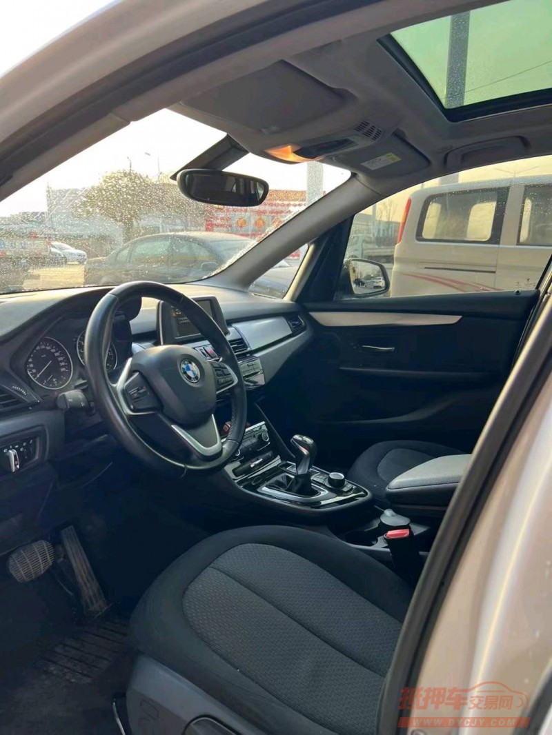 保定17年宝马2系5