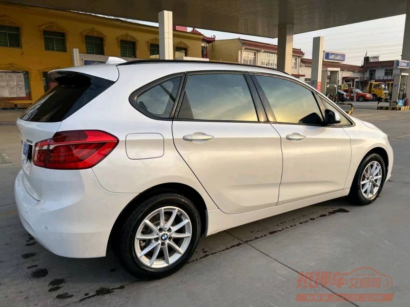 保定17年宝马2系6