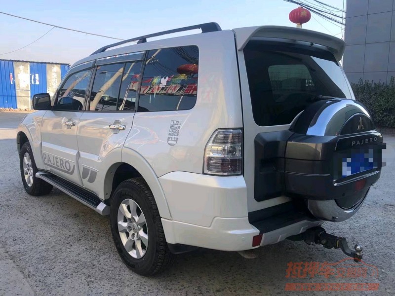 保定15年三菱帕杰罗6