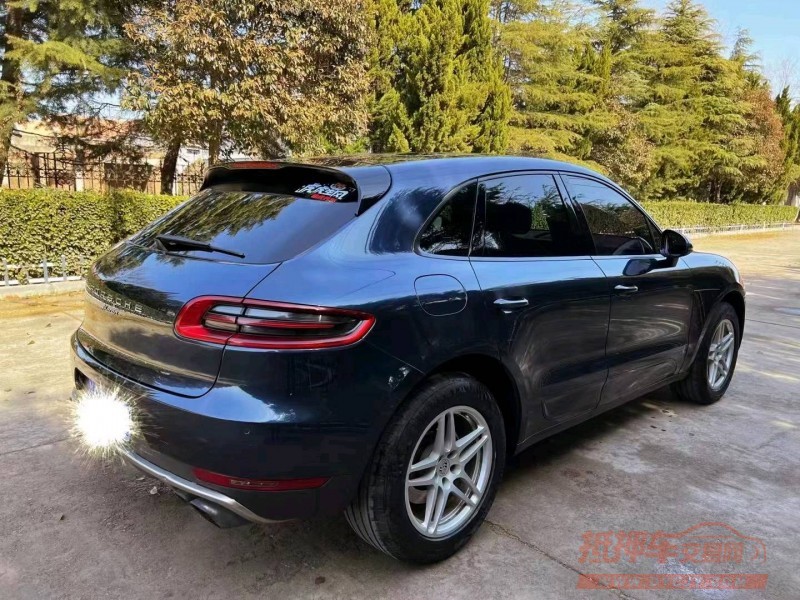 枣庄15年保时捷Macan1