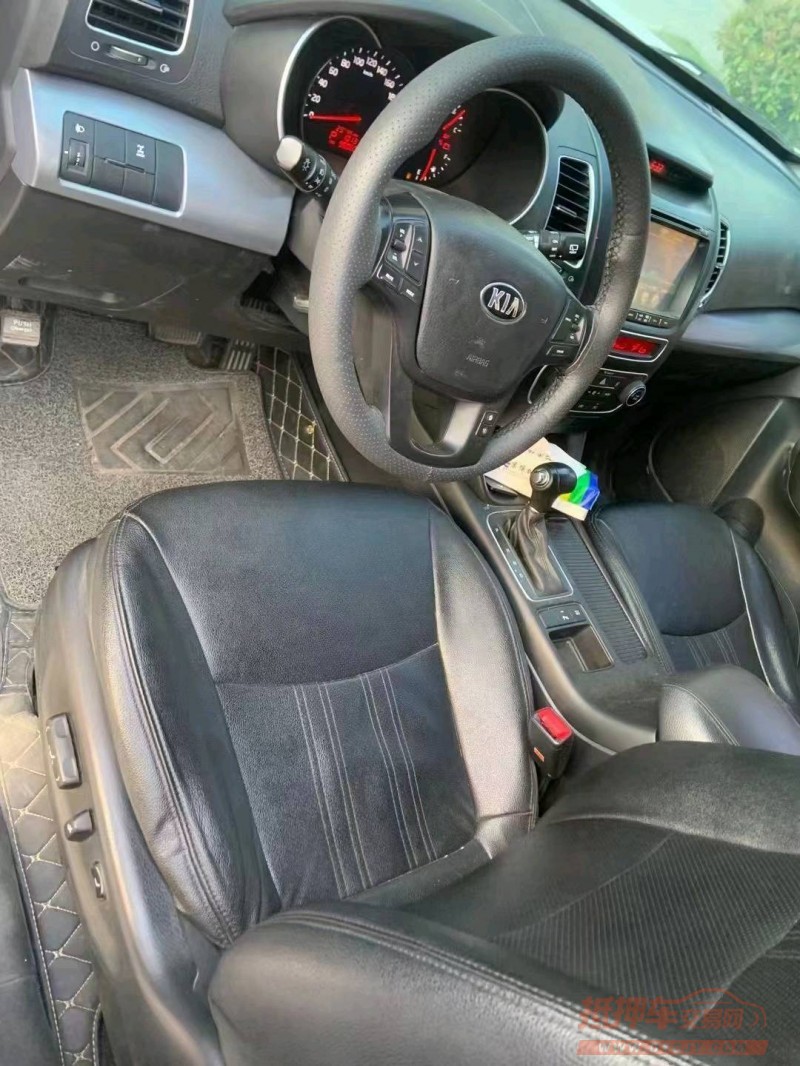 邯郸14年起亚索兰托8