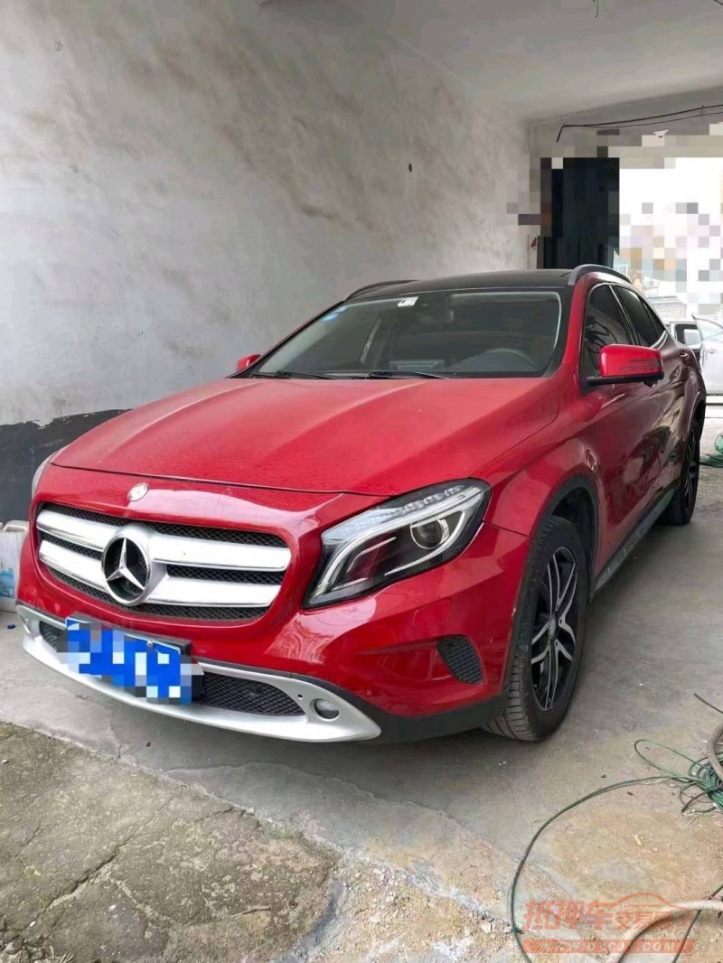 枣庄17年奔驰GLA2