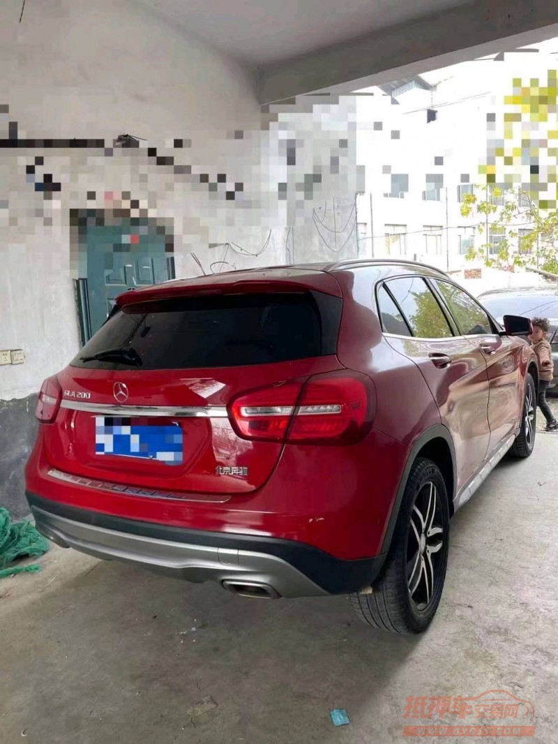 枣庄17年奔驰GLA5