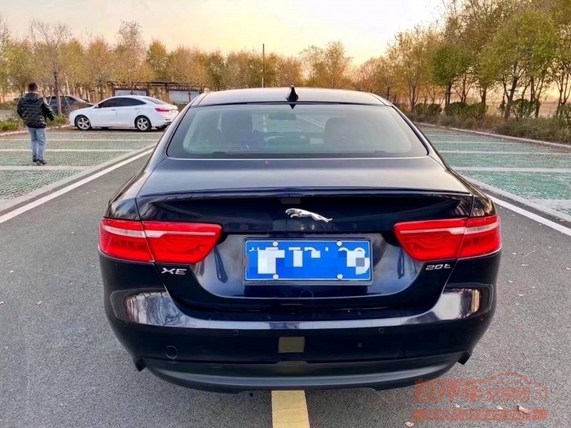 东营17年捷豹XE8