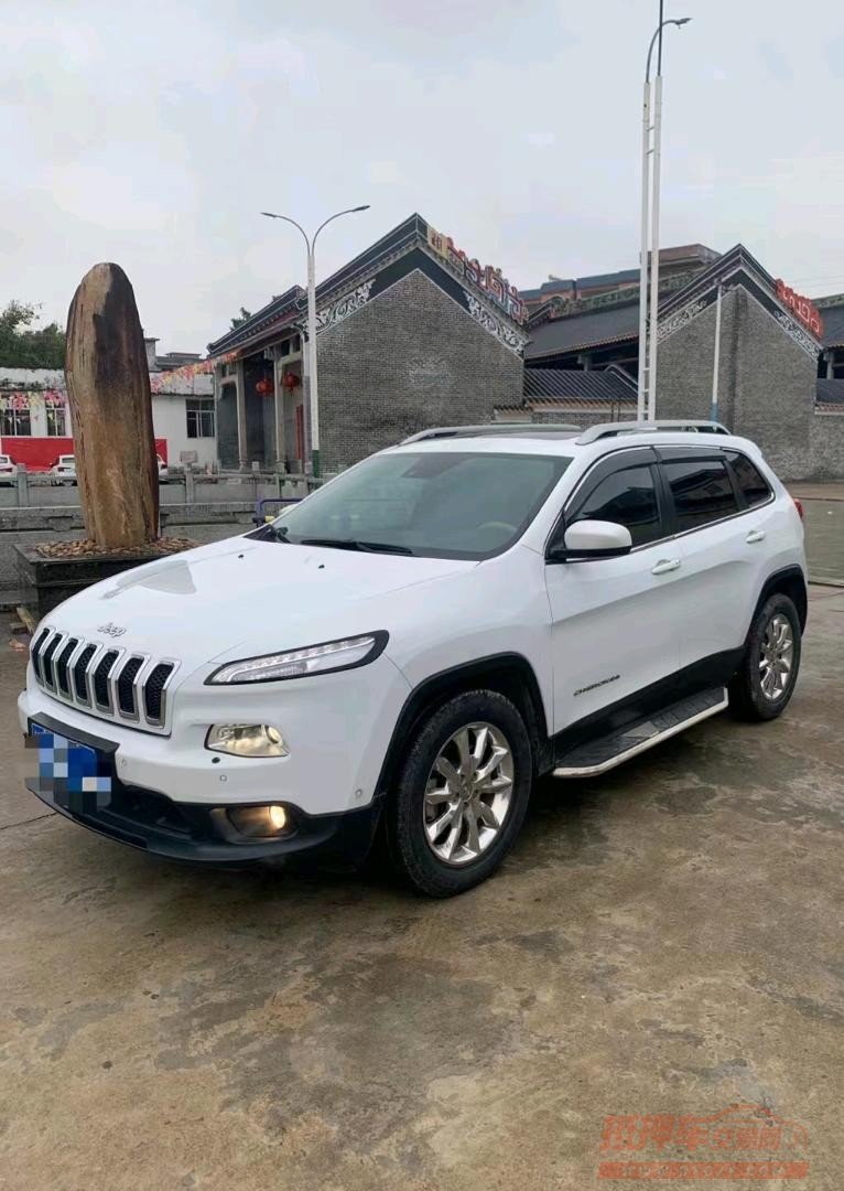 珠海15年Jeep自由光4