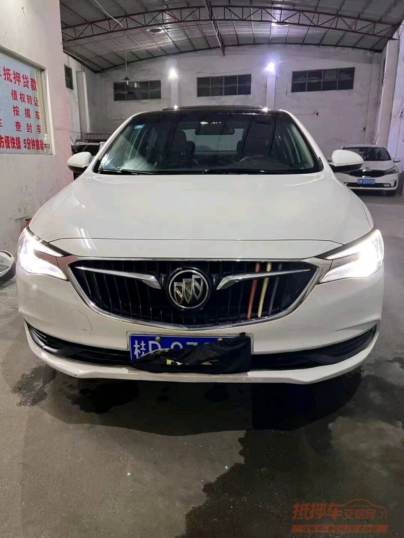 珠海18年别克英朗1