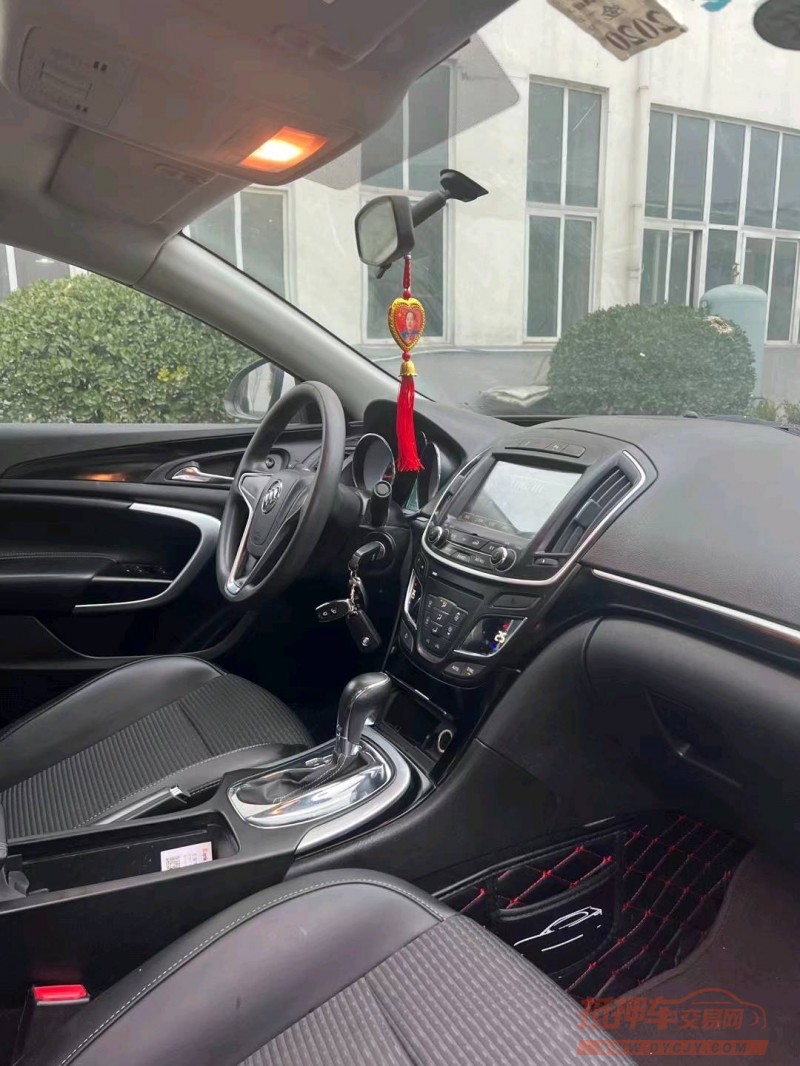 徐州16年别克君威5