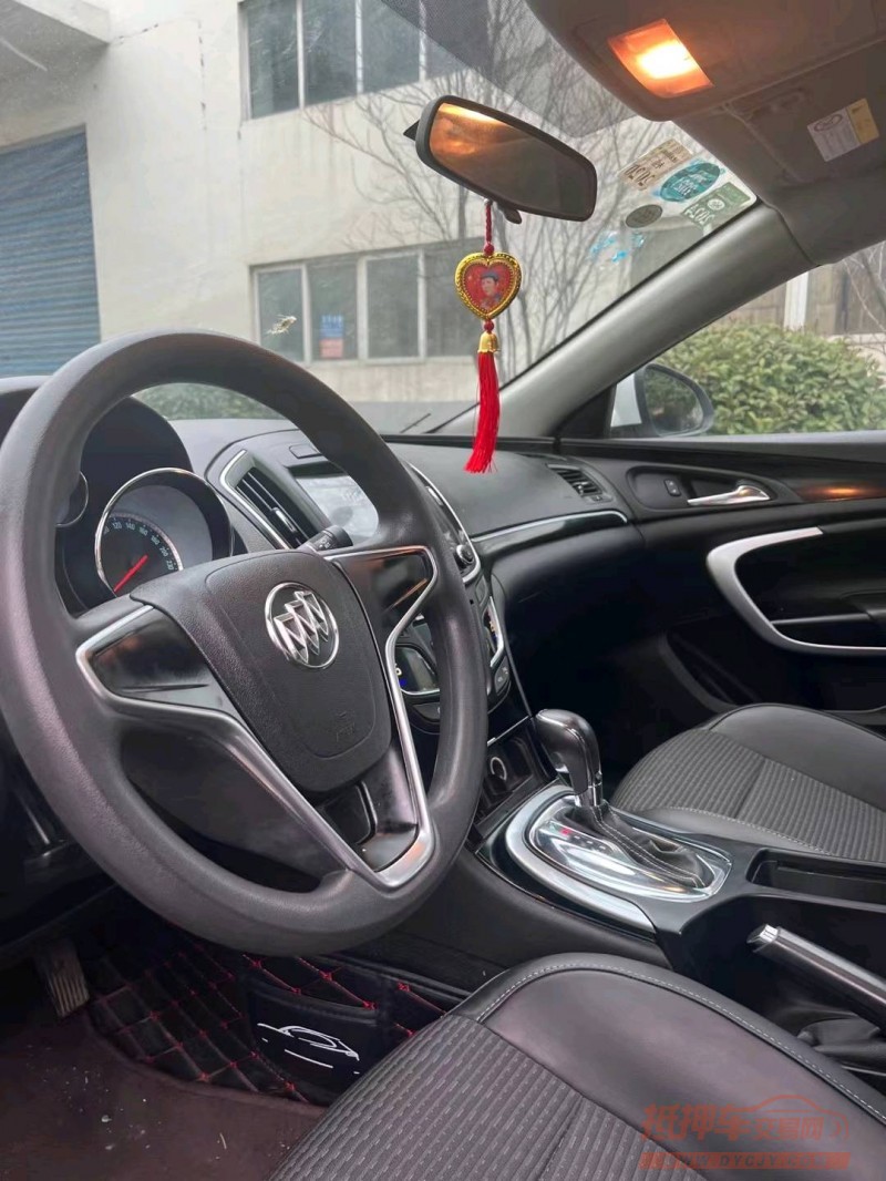 徐州16年别克君威6