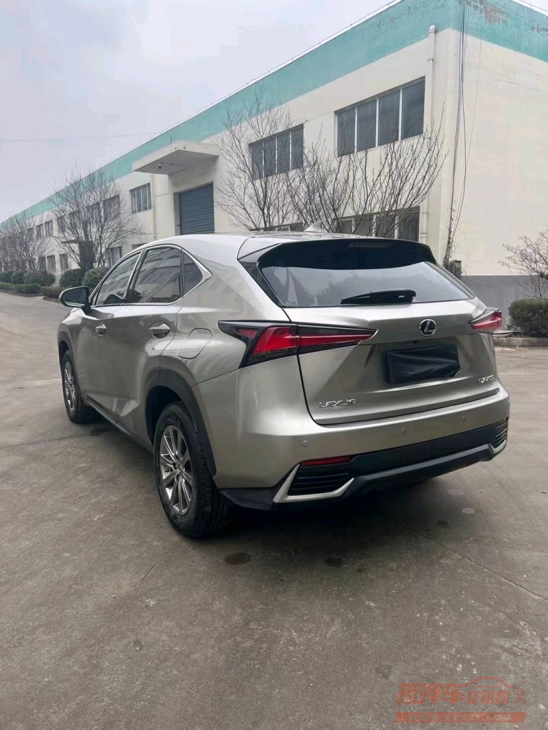 徐州20年雷克萨斯NX3