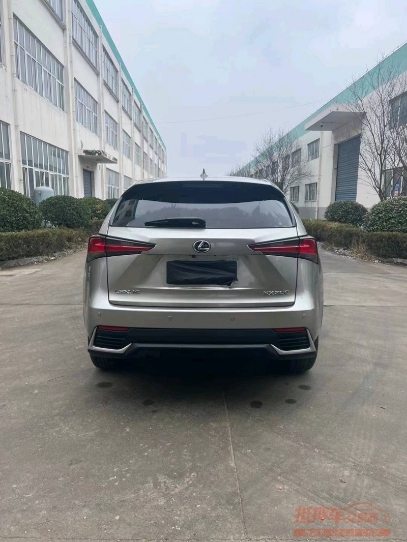 徐州20年雷克萨斯NX1