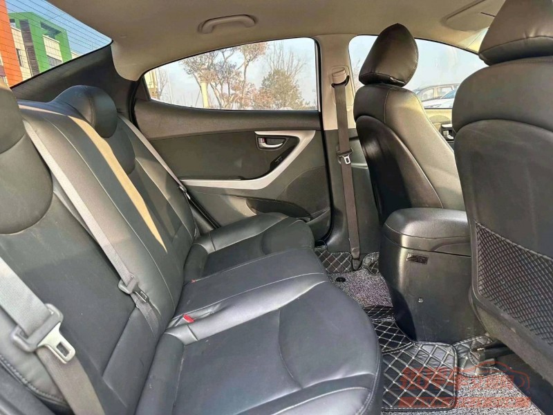 邯郸17年现代朗动5