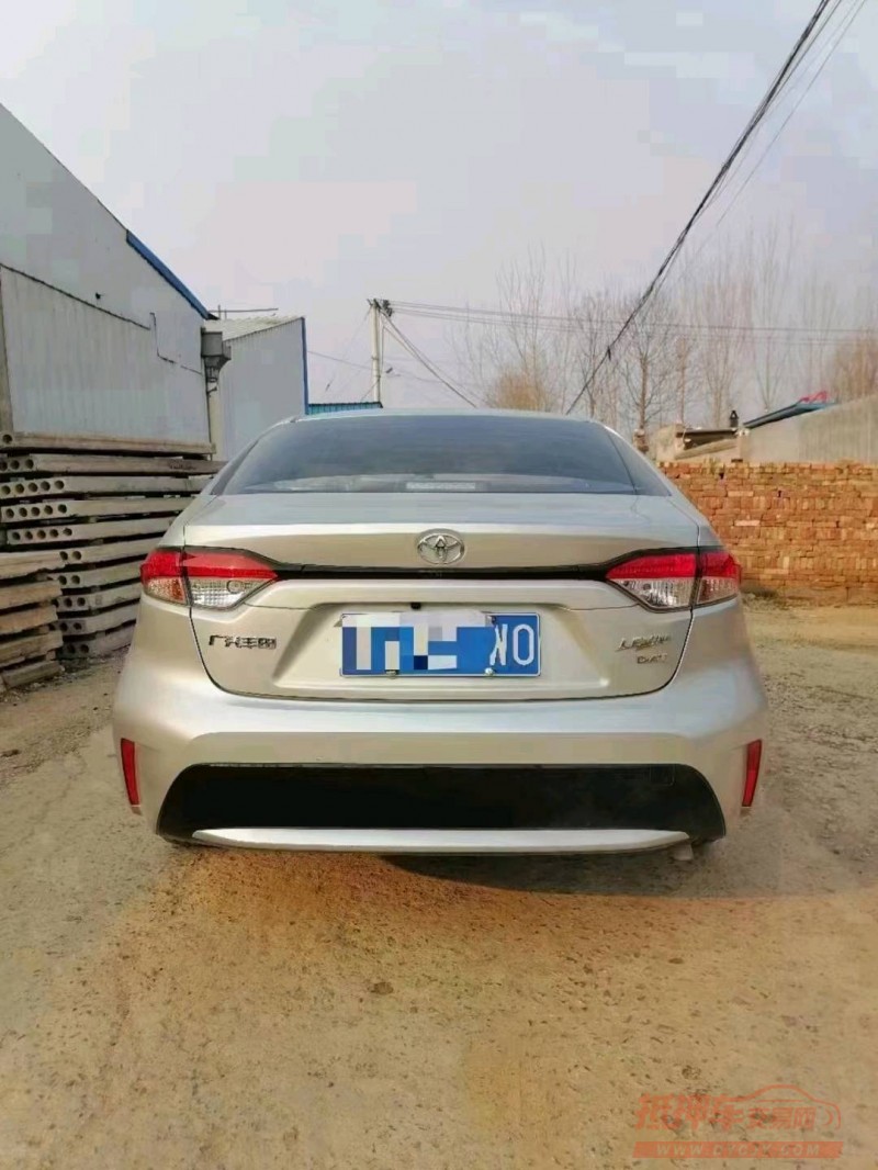 济南22年丰田雷凌1