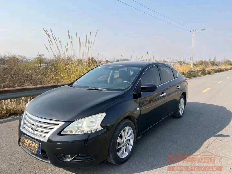 邯郸16年日产轩逸3