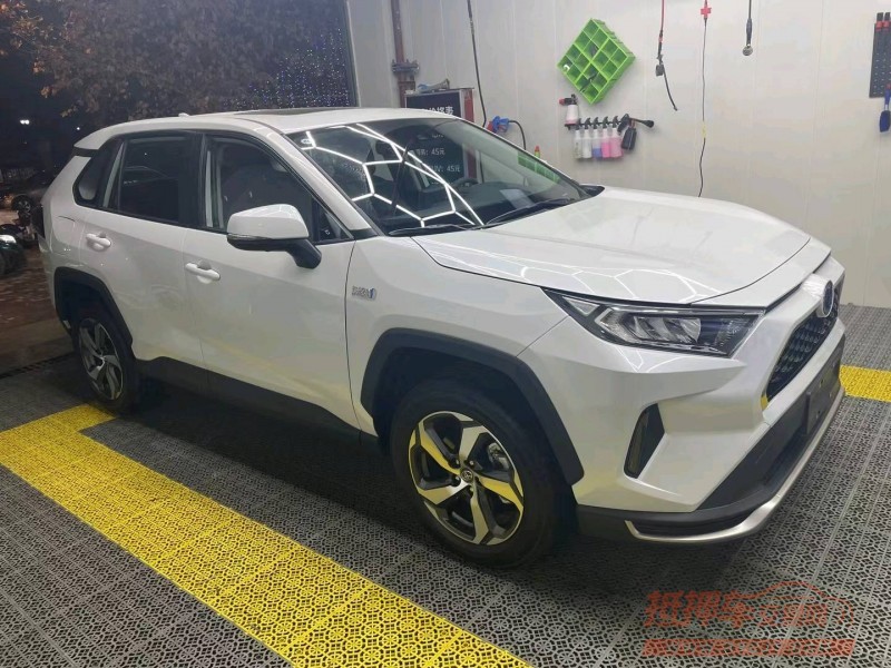 石家庄23年丰田RAV4荣放3