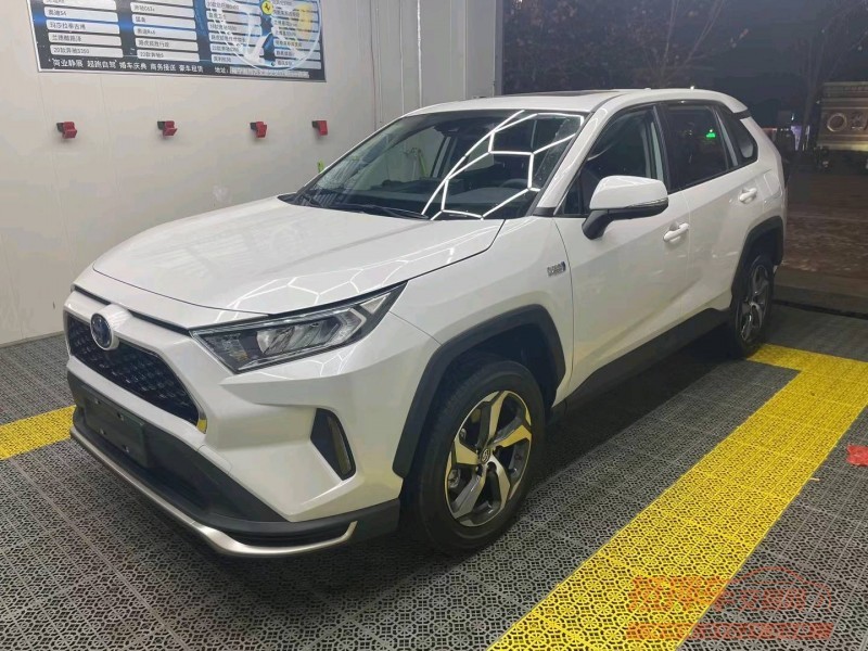 石家庄23年丰田RAV4荣放2