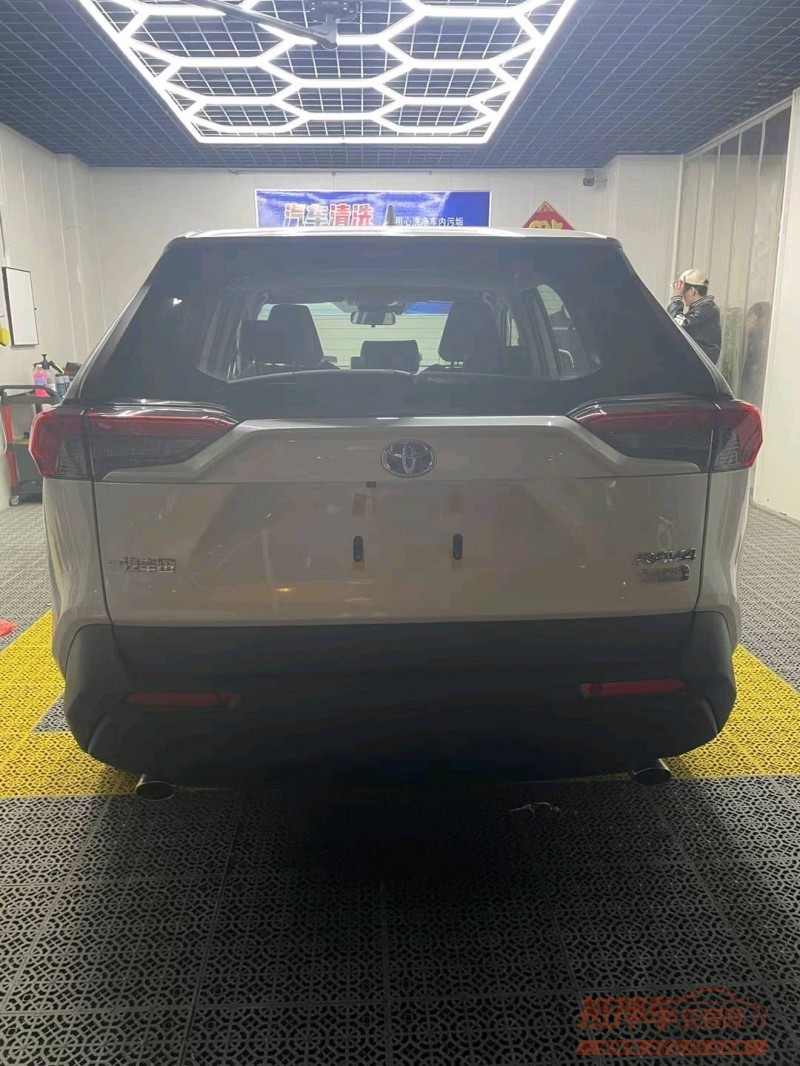 石家庄23年丰田RAV4荣放5