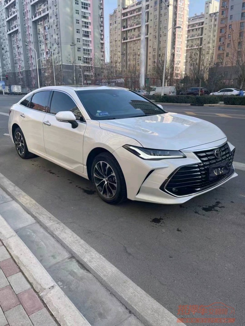 邯郸22年丰田亚洲龙4