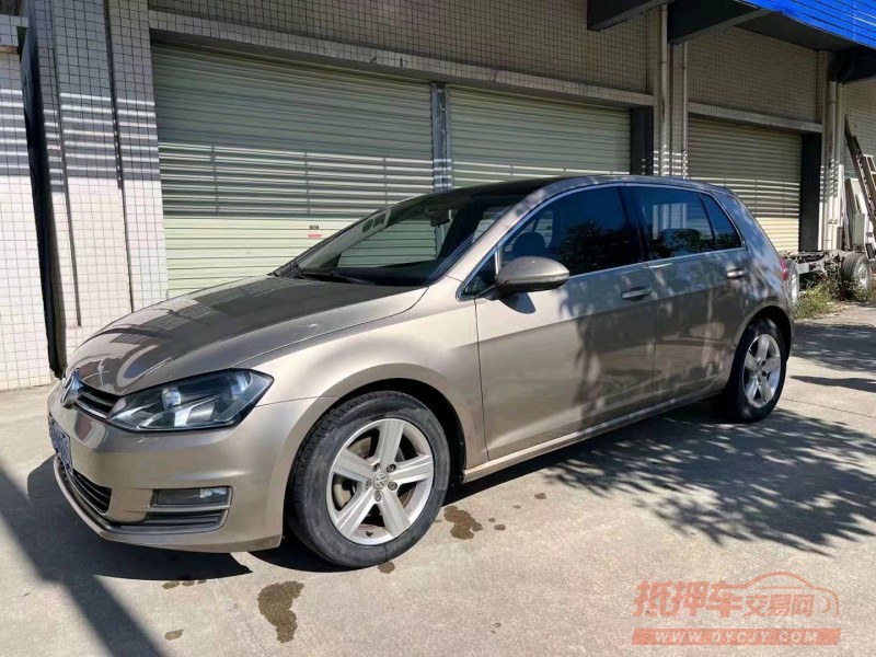 重庆16年大众高尔夫7