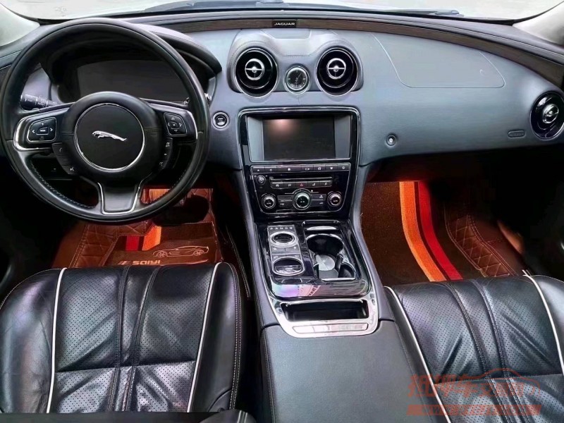 邯郸16年捷豹XJL5