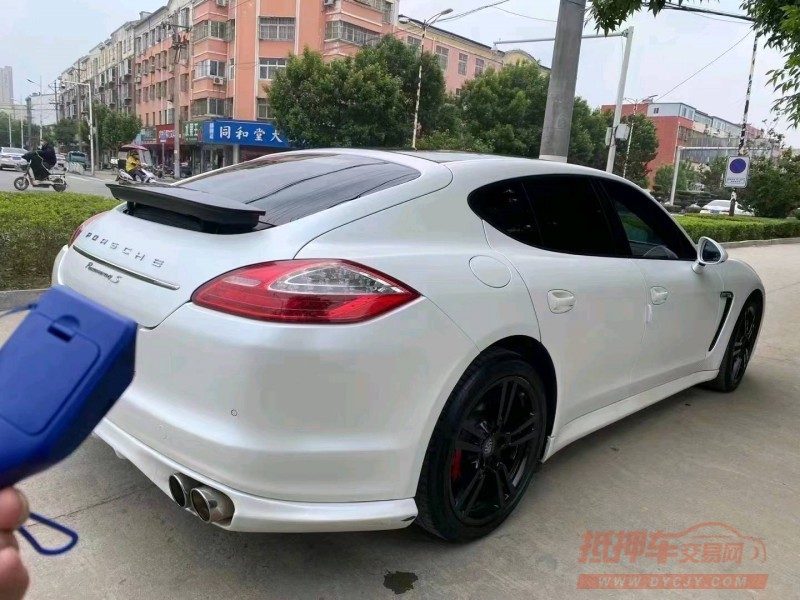 淮南13年保时捷帕拉梅拉4