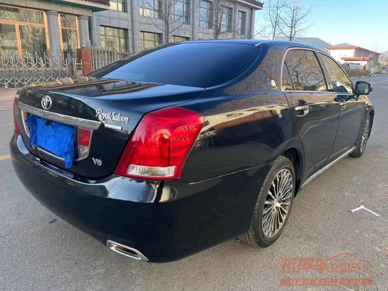 邯郸11年丰田皇冠3